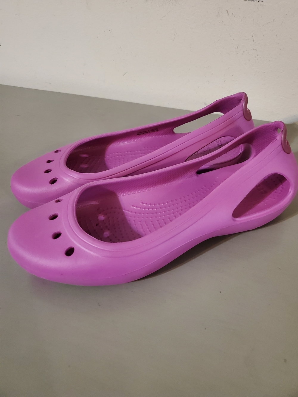 Crocs Women's 8 Kadee Ballet Flats Magenta Pink Lightweight Casual Comfort - Picture 4 of 6